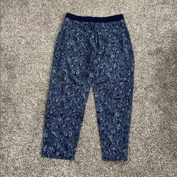 ATHLETA Brooklyn Ankle Pant on Captivate Chrome Blue - Picture 8 of 9